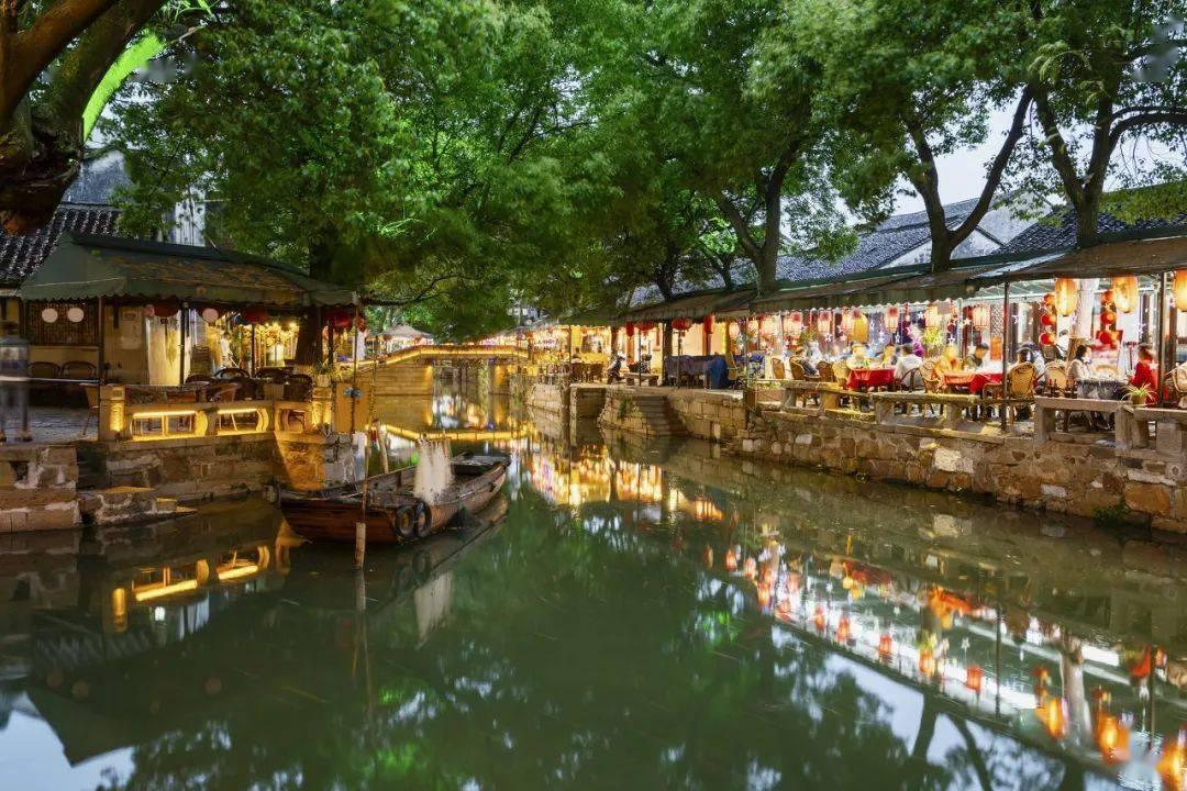 罗马诺：贾洛已经登机飞往都灵，本周一体检后正式签约尤文